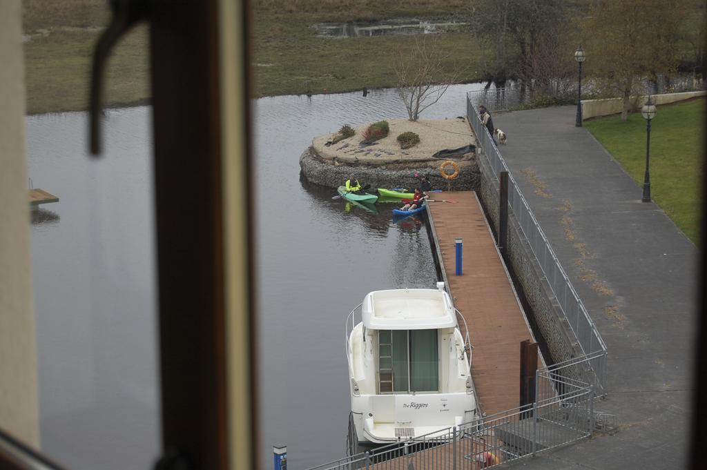 Leitrim Marina Hotel Carrick on Shannon Eksteriør bilde