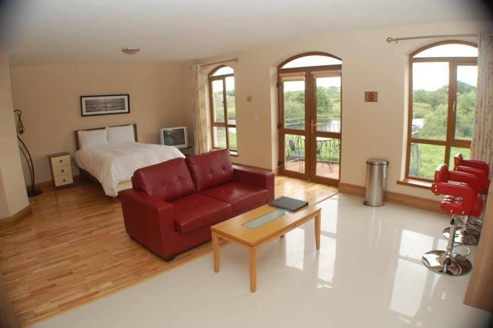 Leitrim Marina Hotel Carrick on Shannon Eksteriør bilde